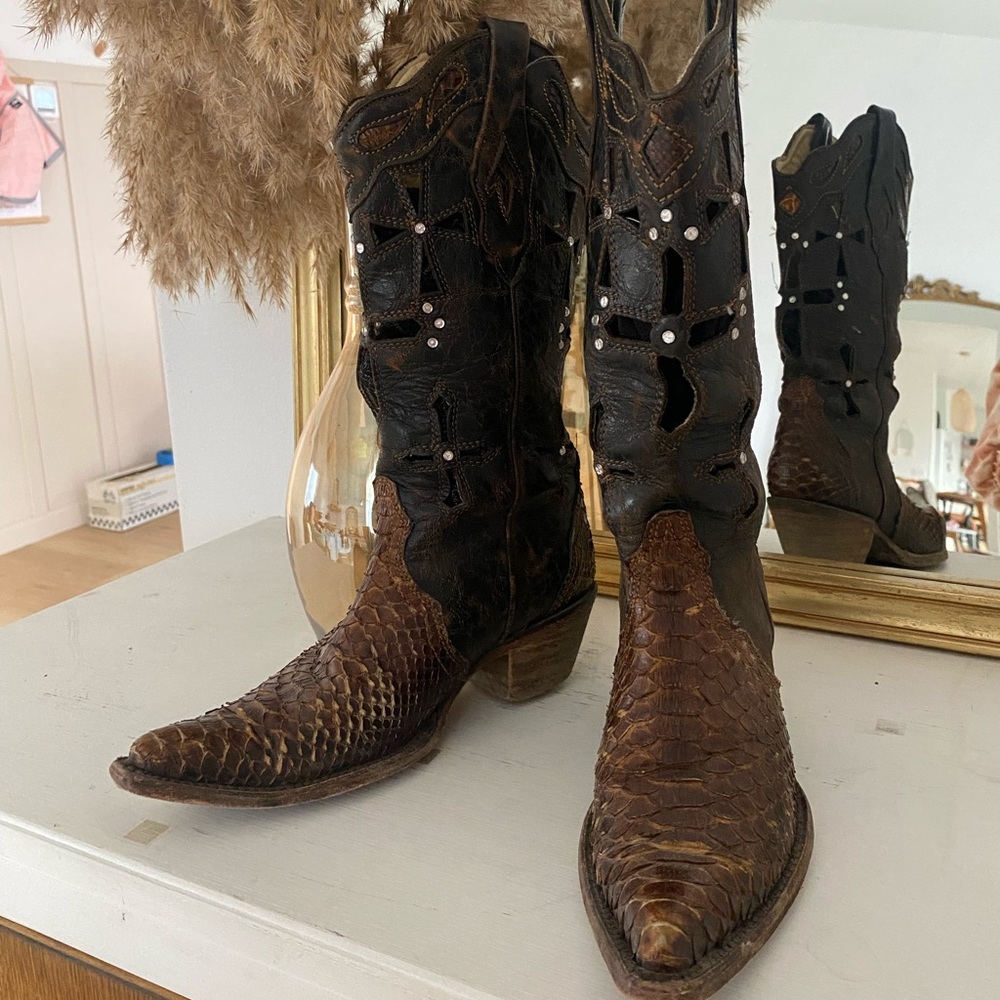 Corral Snakeskin Pointed Toe Boots